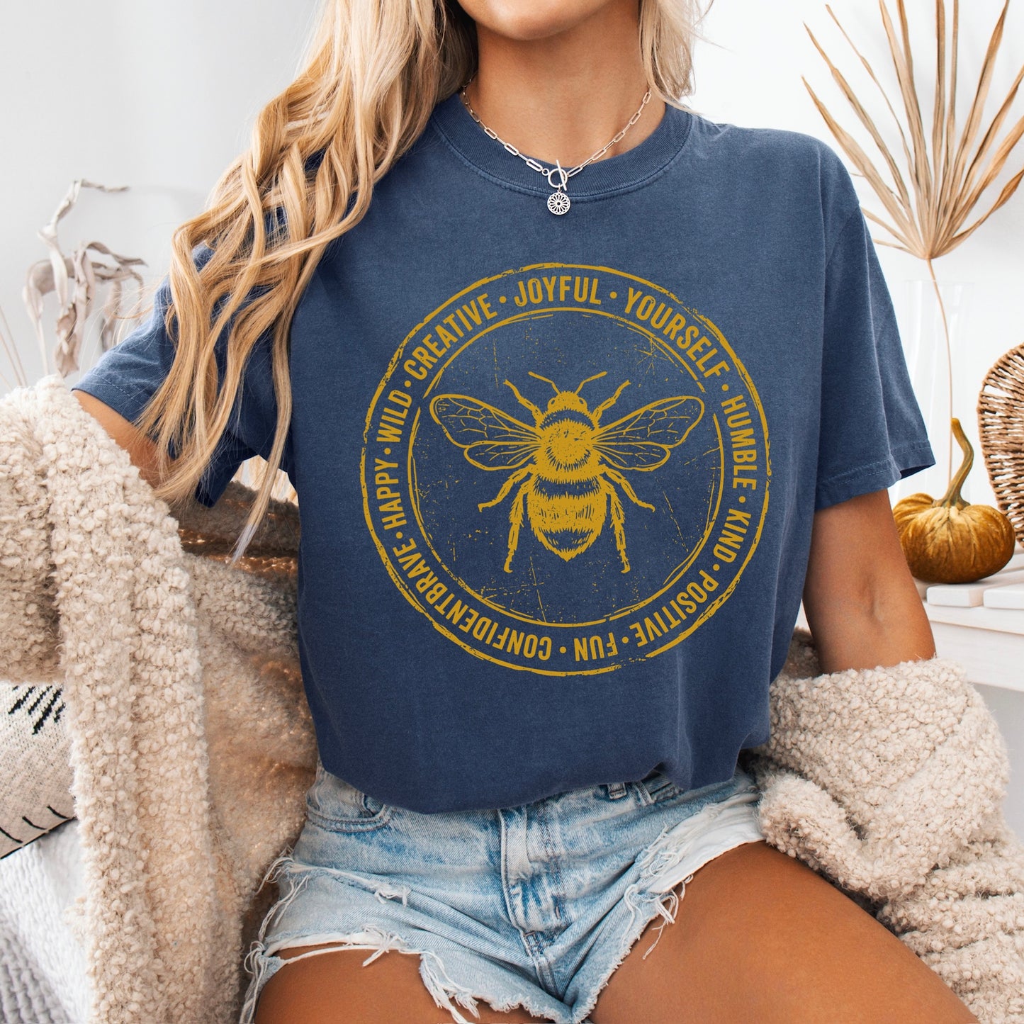 Metallic Gold ink Bee Kind screen print transfer•