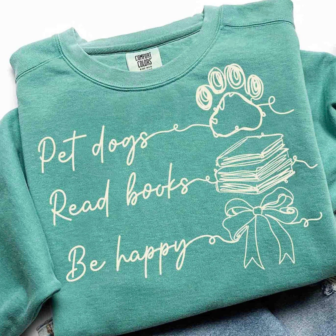 pet dogs read books screen print transfer•