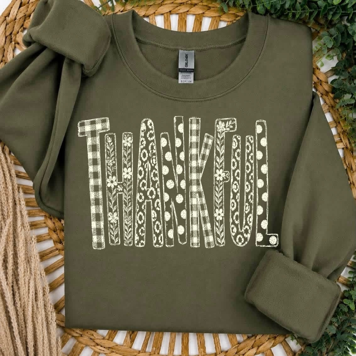 thankful mixed pattern screen print transfer•
