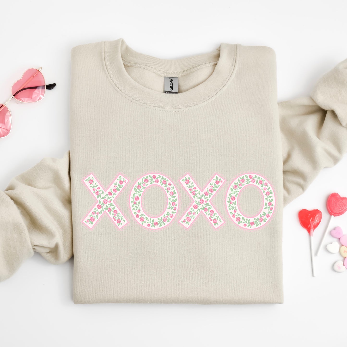 XOXO scalloped edge clear film transfer