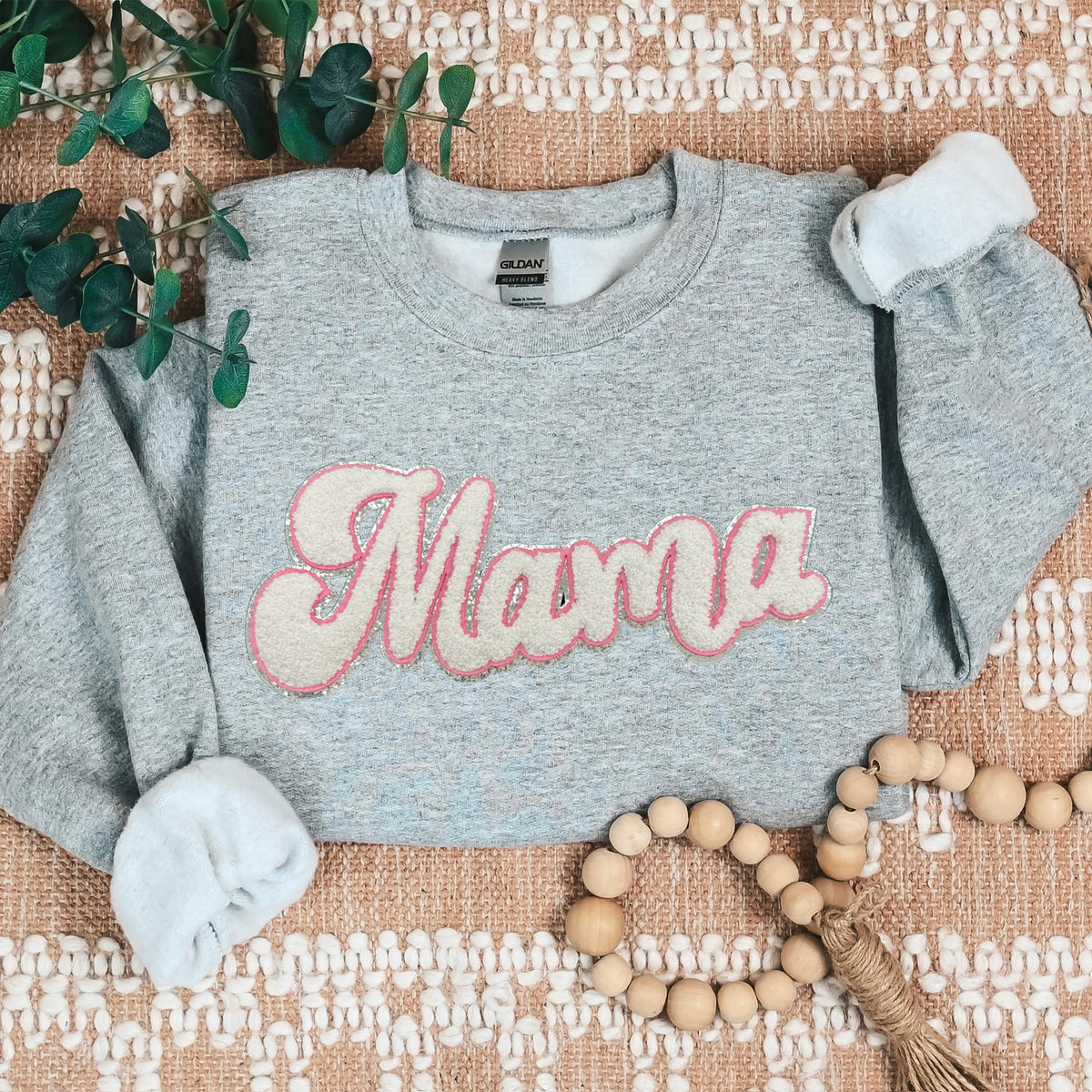 Chenille Patch - WHITE w/pink trim Mama