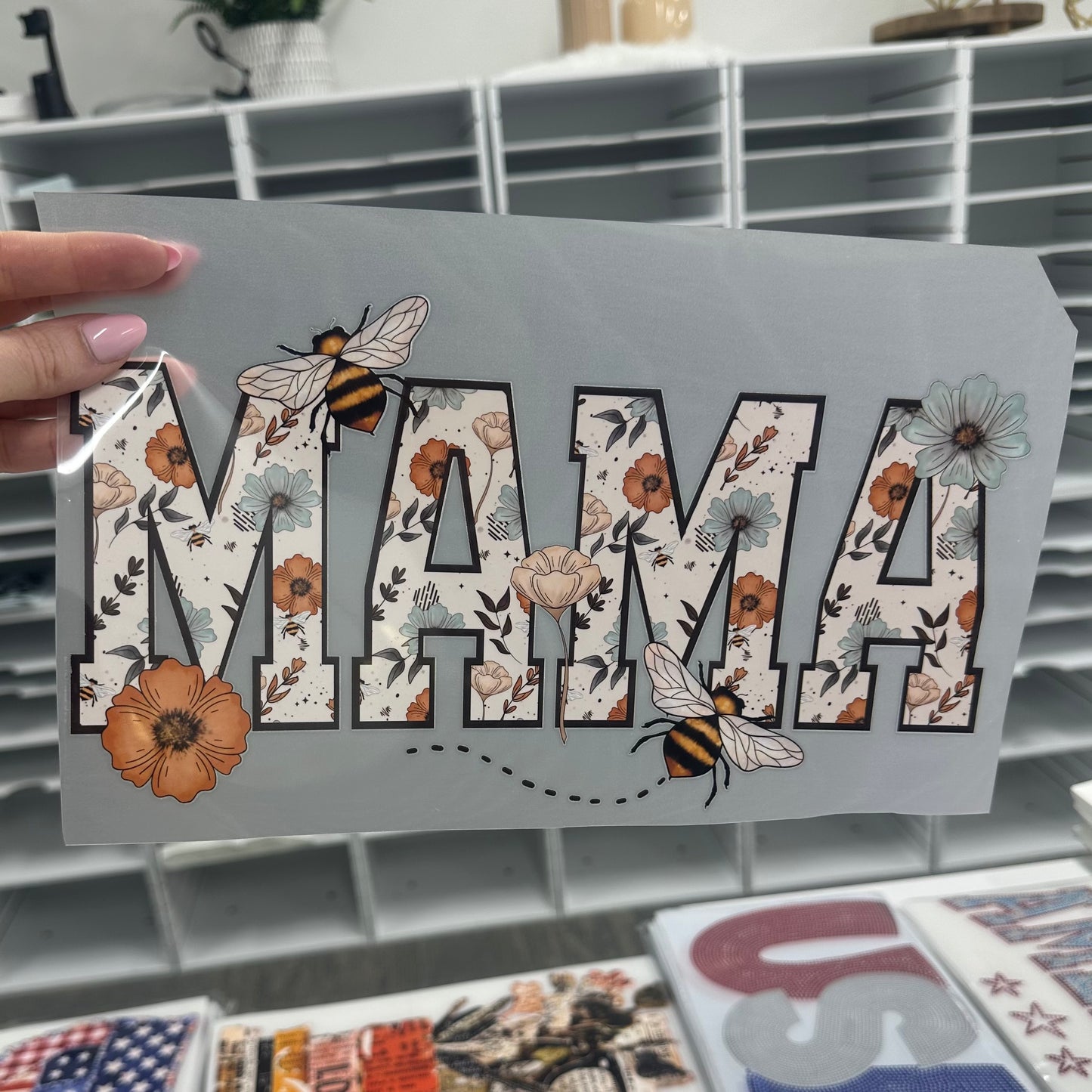 PRE-ORDER floral bee MAMA DTF - 7-10 BIZ DAY TAT